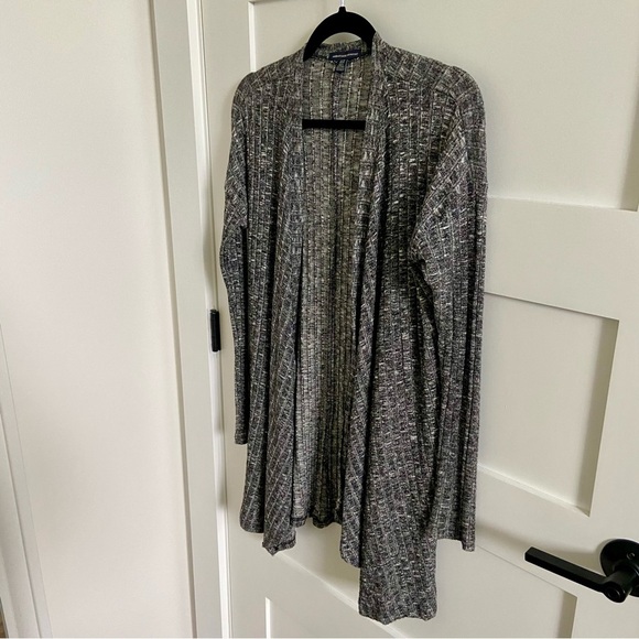 American Eagle Charcoal Ribbed Cardigan - Picture 5 of 10